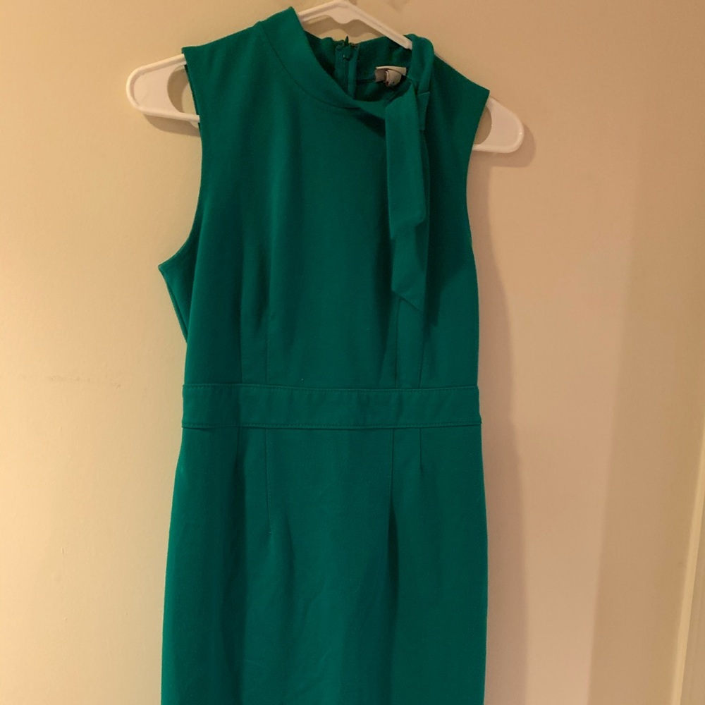 Chic business casual green turtleneck dress